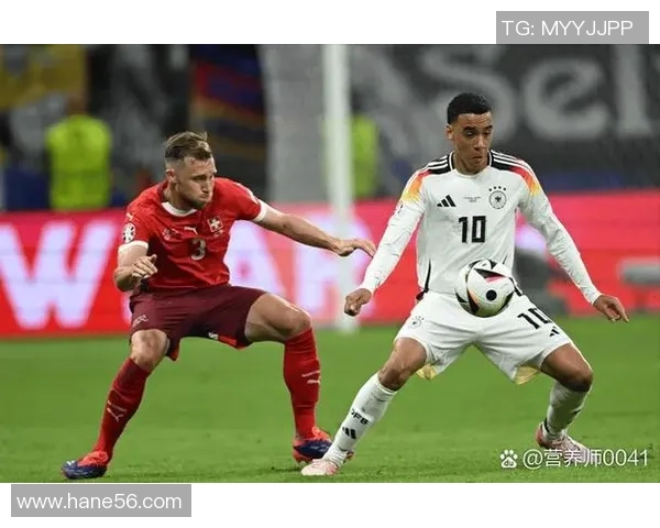 穆西亚拉的崛起之路:从青训天才到足球场上的耀眼明星 穆西亚拉的崛起之路:从青训天才到足球场上的耀眼明星