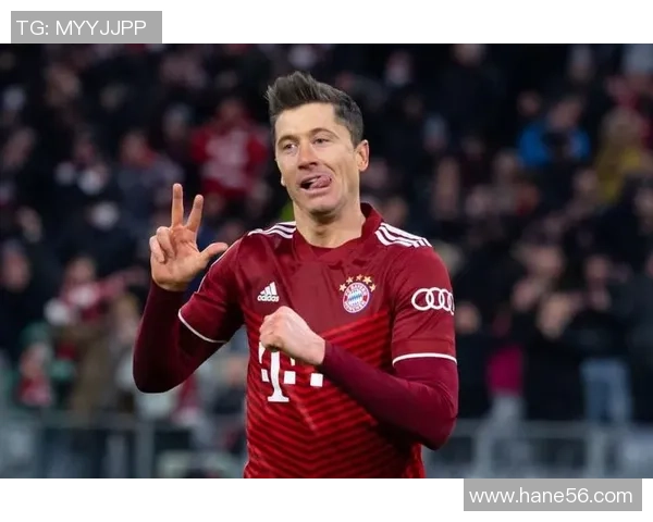 莱万领衔新赛季挑战，期待在绿茵场上再创辉煌成就